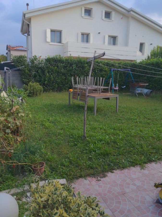 Casa Da Miki E Ico Lägenhet Zelo Exteriör bild